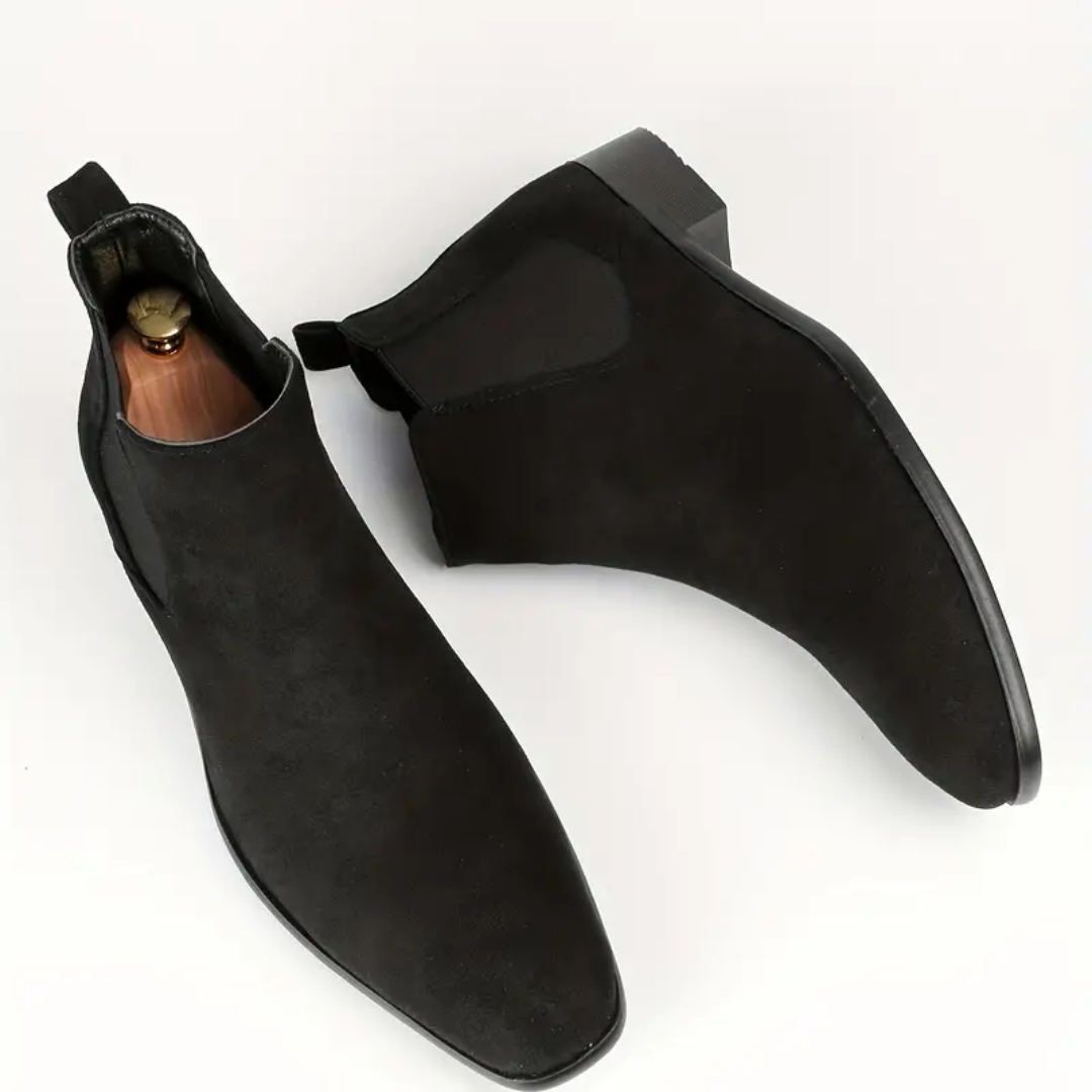 Classic Men’s Chelsea Boots - Black