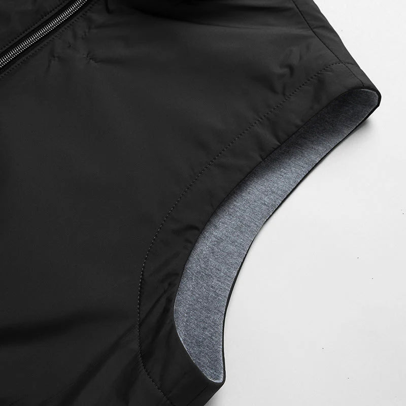 Men’s Classic Vest – Classic Design & Versatile Layering Piece