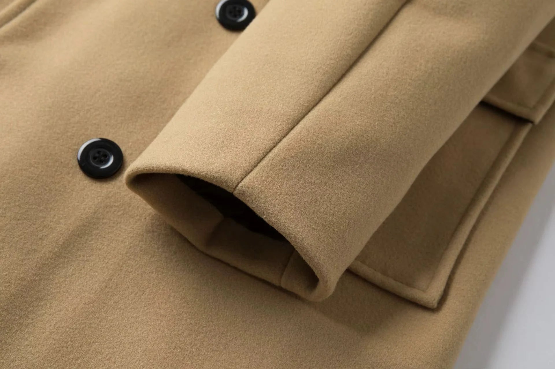 Men’s Elegant Coat – Double-Breasted Design & Classic Camel Tone