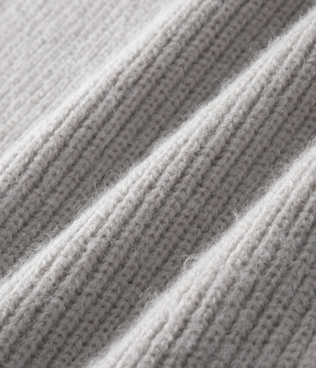 Men’s Full-Zip Sweater – Modern Knit & Everyday Layer