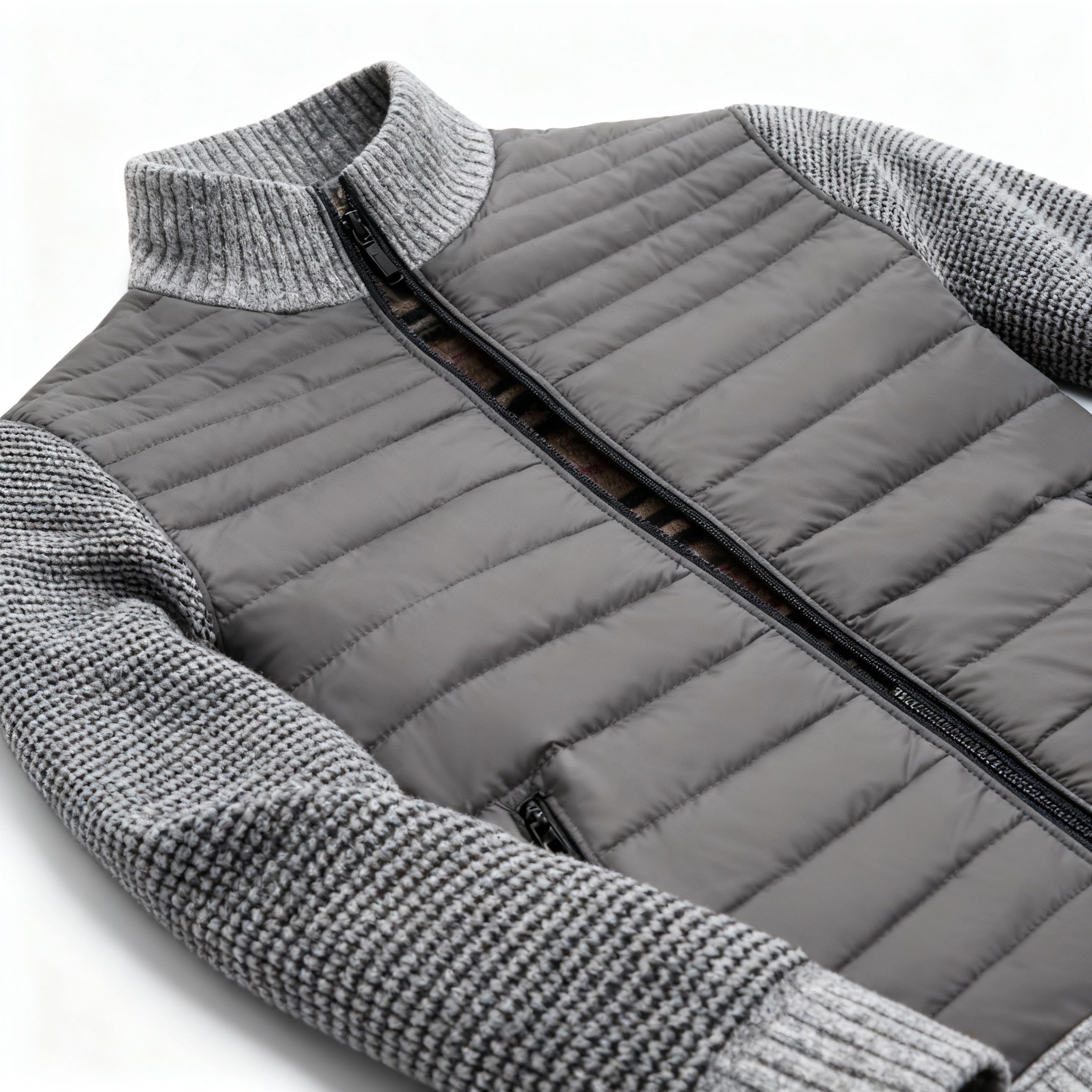 Men’s Quilted Winter Jacket – Textured Knit Sleeves & Insulated Zip Design