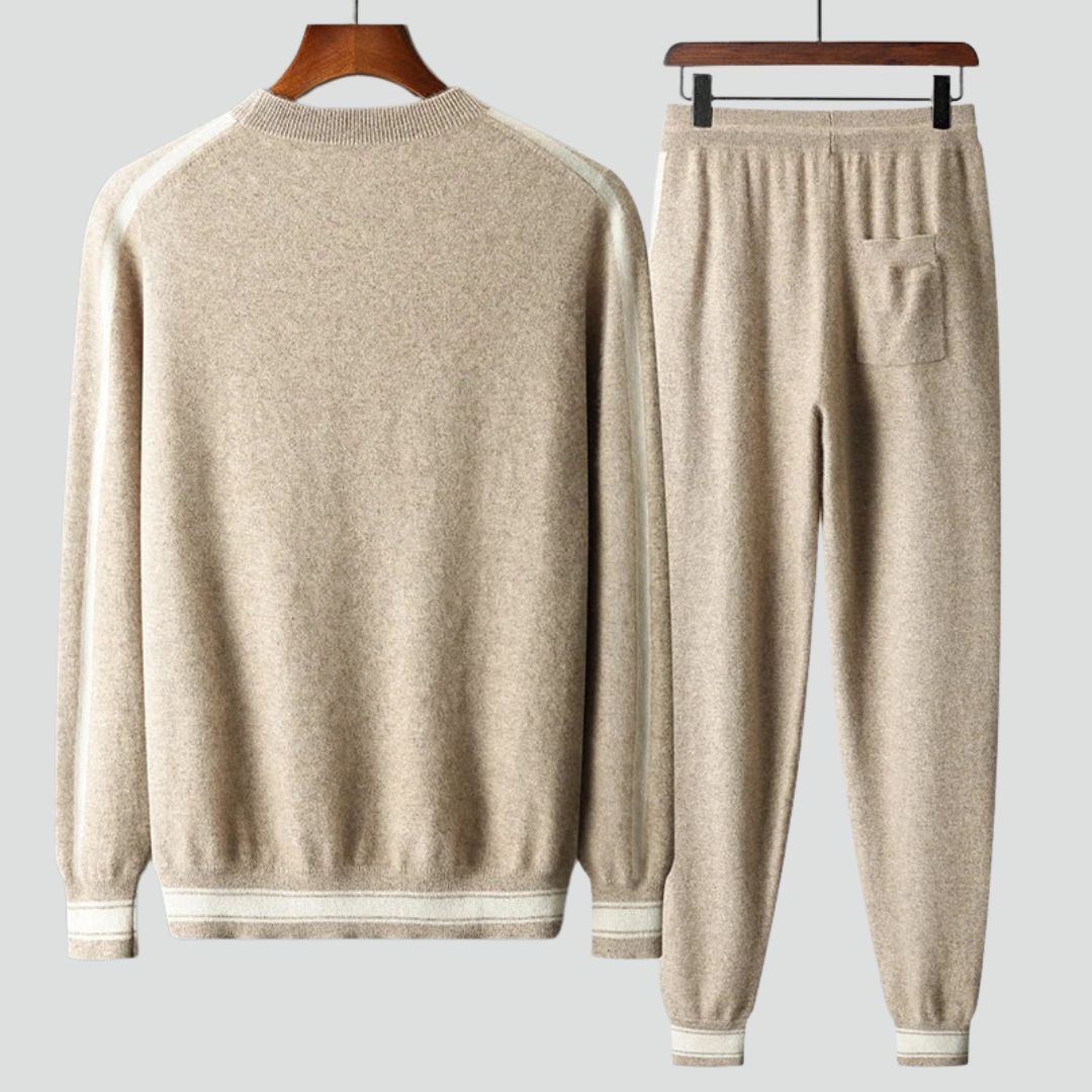 Men’s Two-Piece Set – Crewneck Top & Drawstring Pants