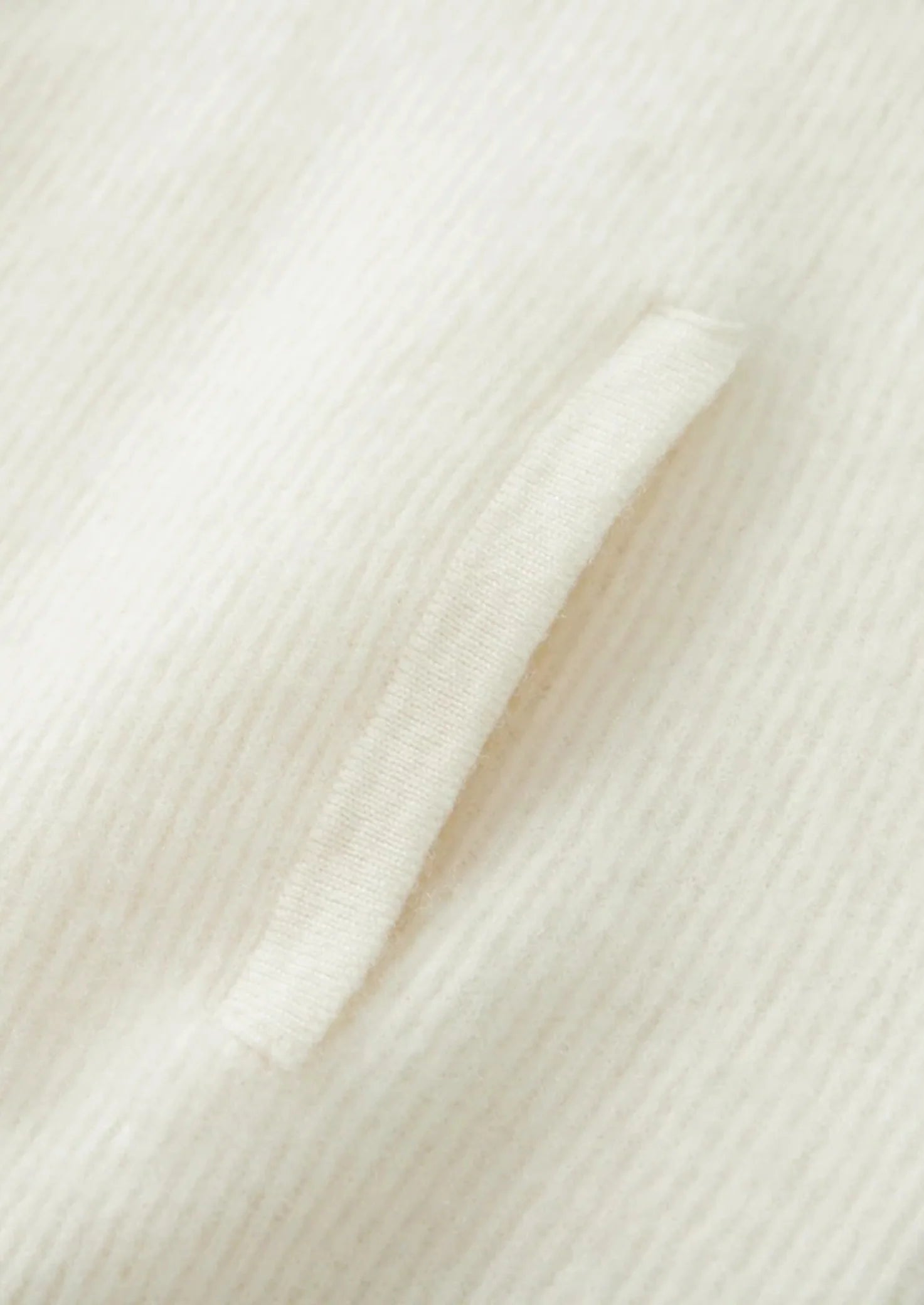 Men’s Zip-Up Jacket – Minimal Zip Design & Contemporary Appeal
