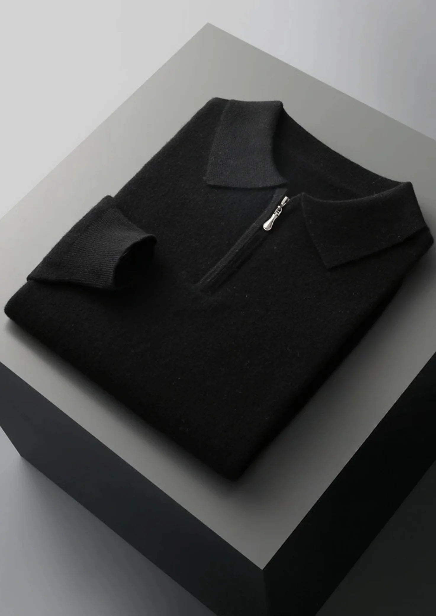 Men’s Casual Sweater – Half-Zip Collar & Minimalist Design
