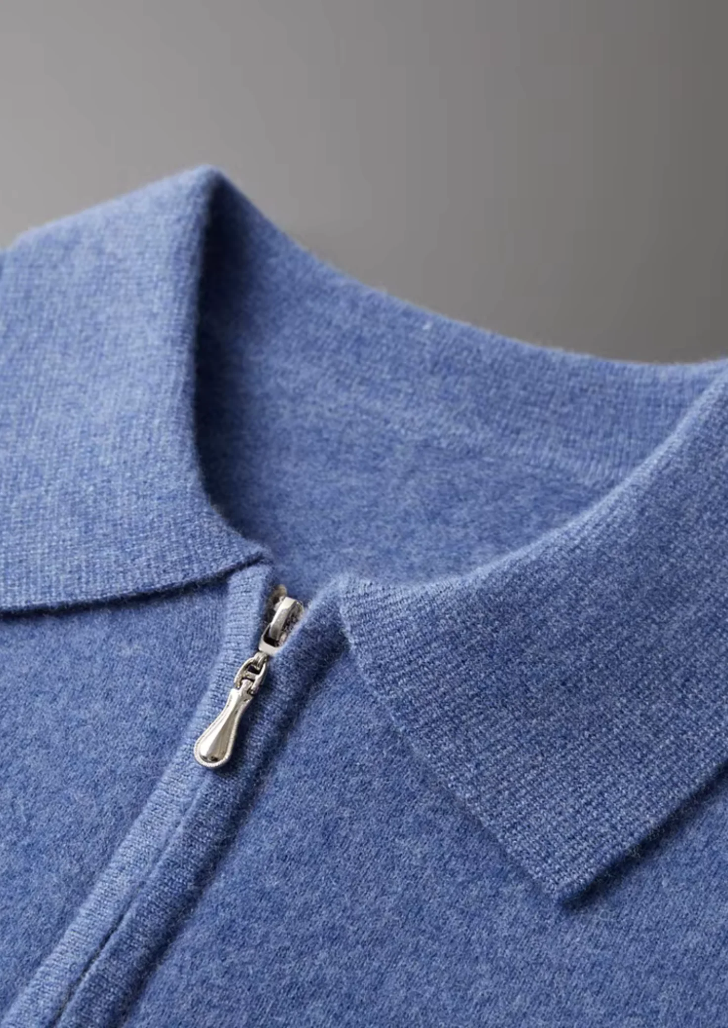 Men’s Casual Sweater – Half-Zip Collar & Minimalist Design