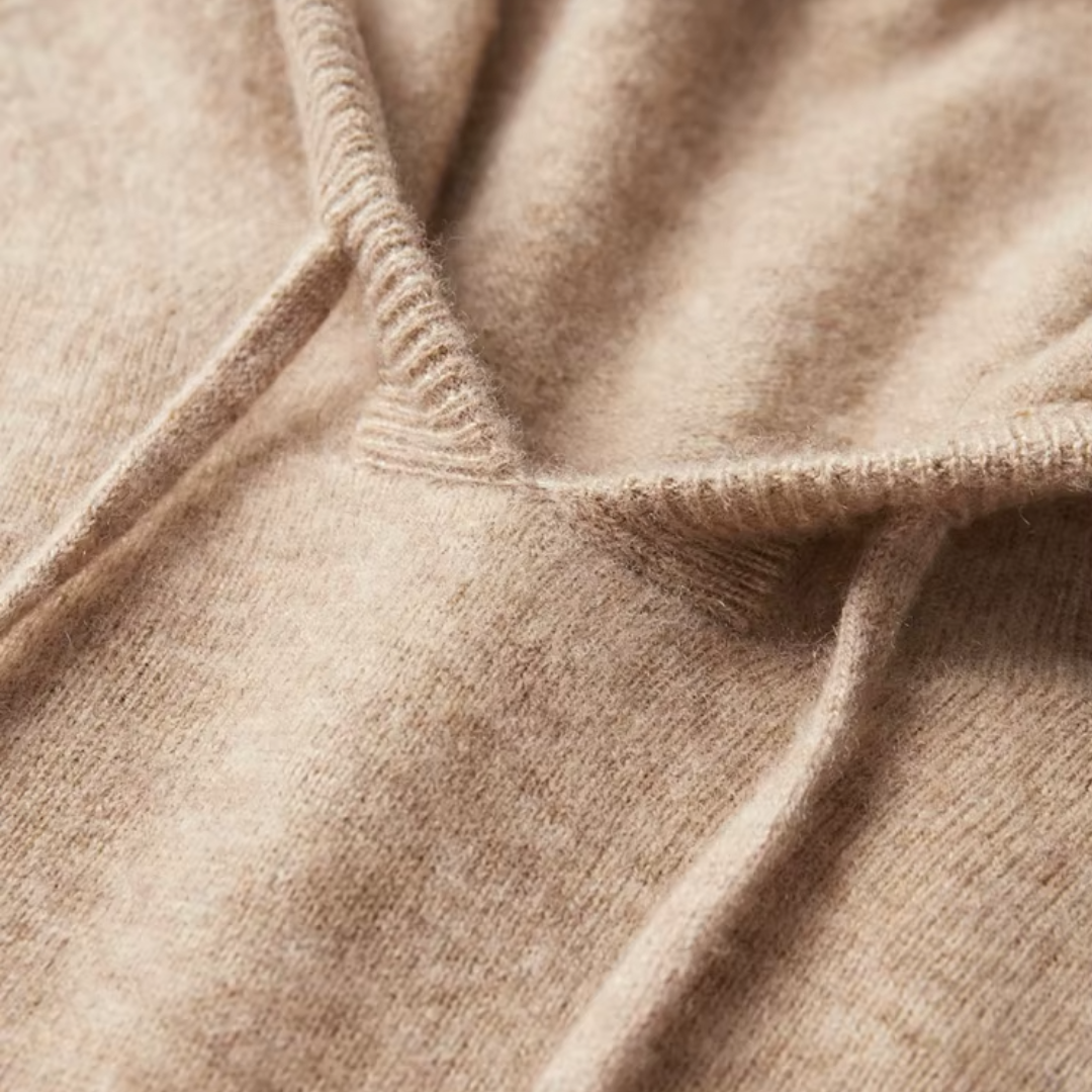Men’s Hooded Sweater – Modern Knit Design & Relaxed Everyday Layer