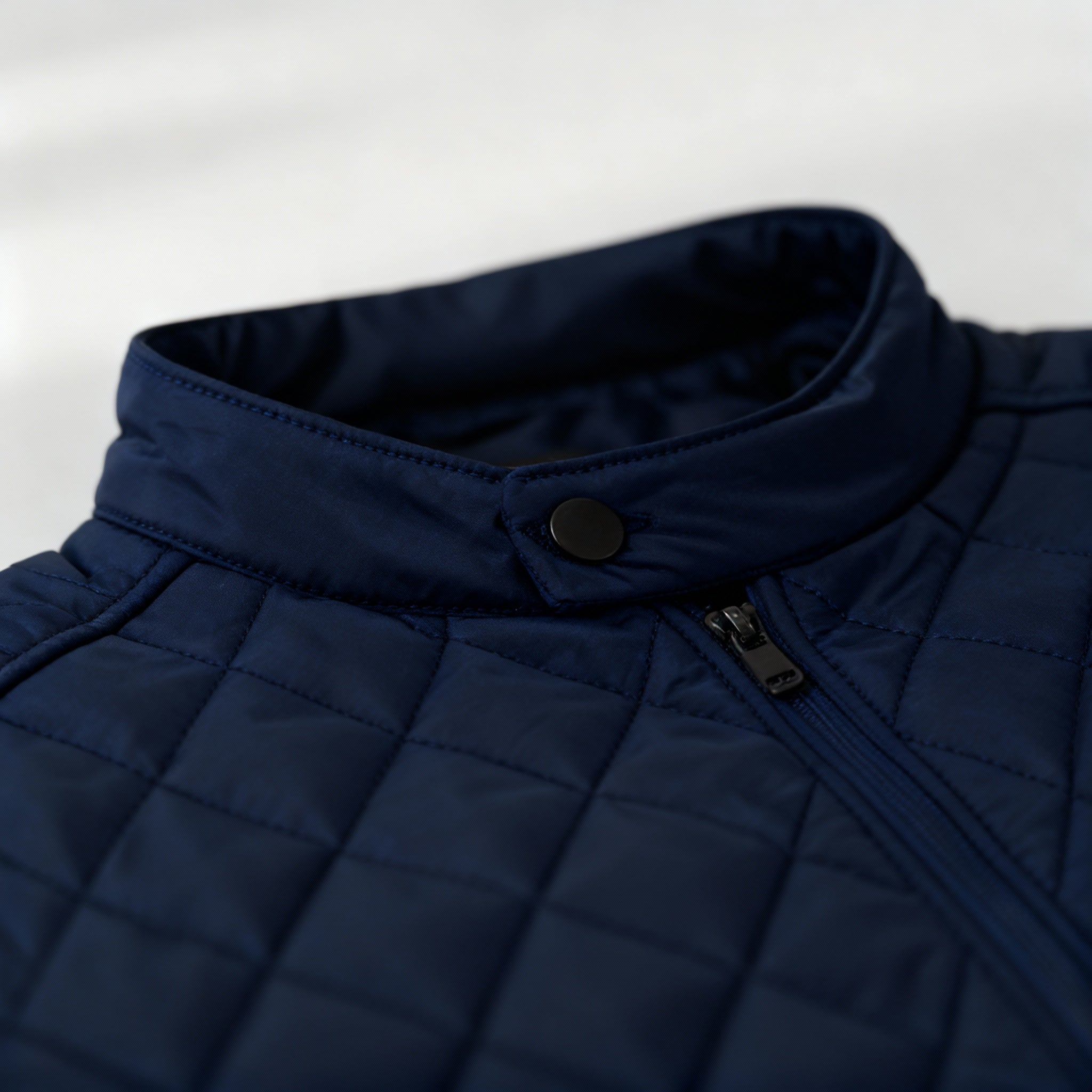 Men’s Quilted Jacket – Lightweight Diamond Stitch & Modern Everyday Layer