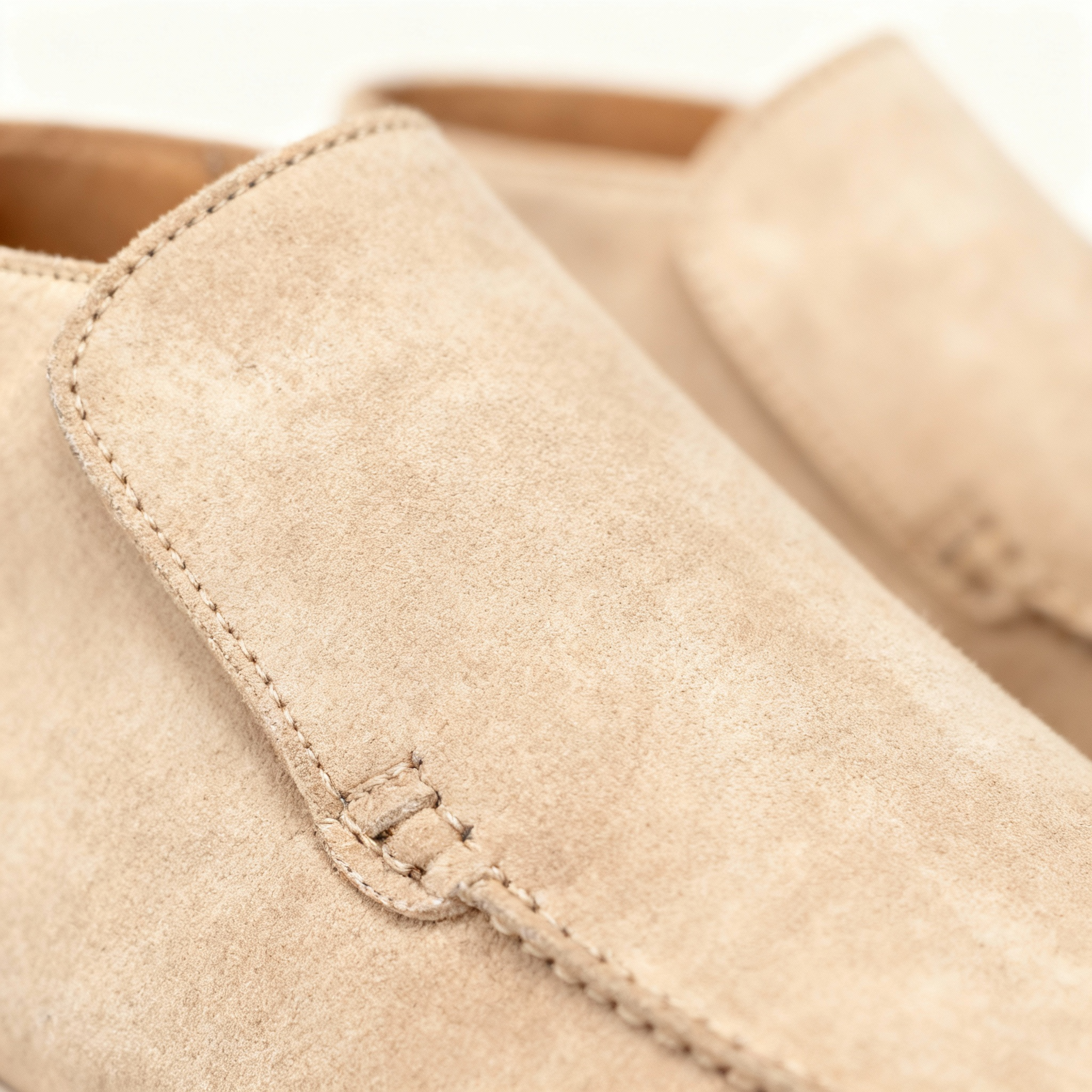 Men’s Casual Shoes – Sleek Suede Finish & Effortless Style