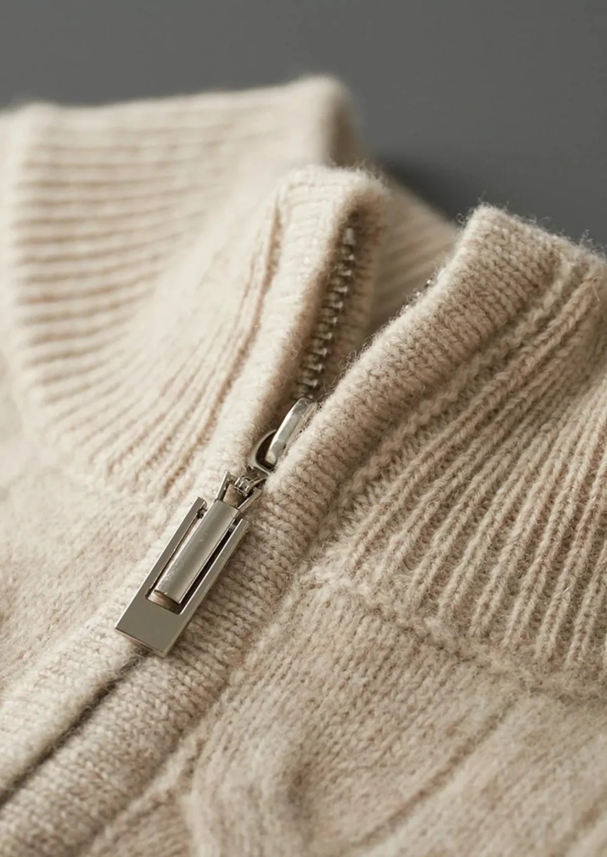 Men’s Half-Zip Sweater – Classic Knit Design & Refined Everyday Layer
