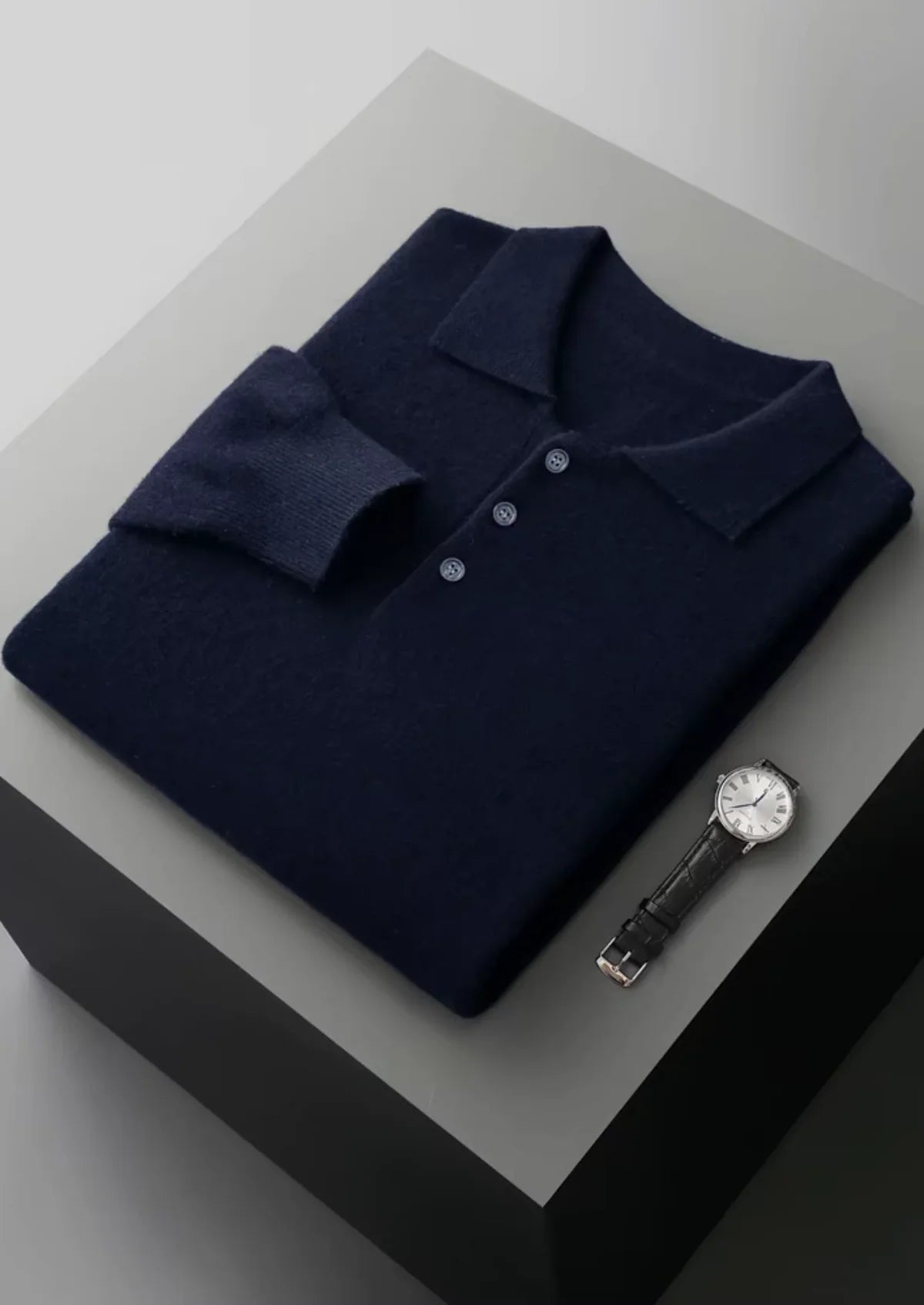 Men’s Elegant Sweater – Button-Up Collar & Minimalist Design