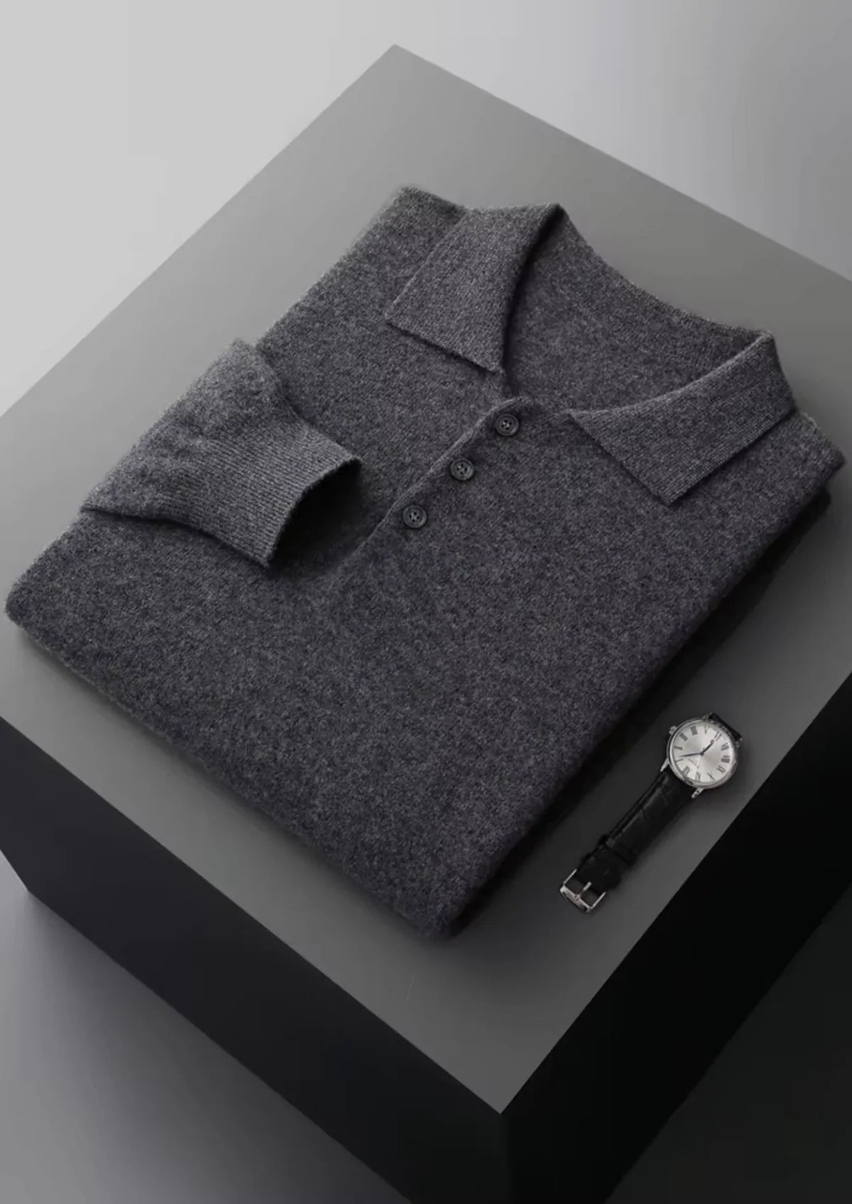 Men’s Elegant Sweater – Button-Up Collar & Minimalist Design