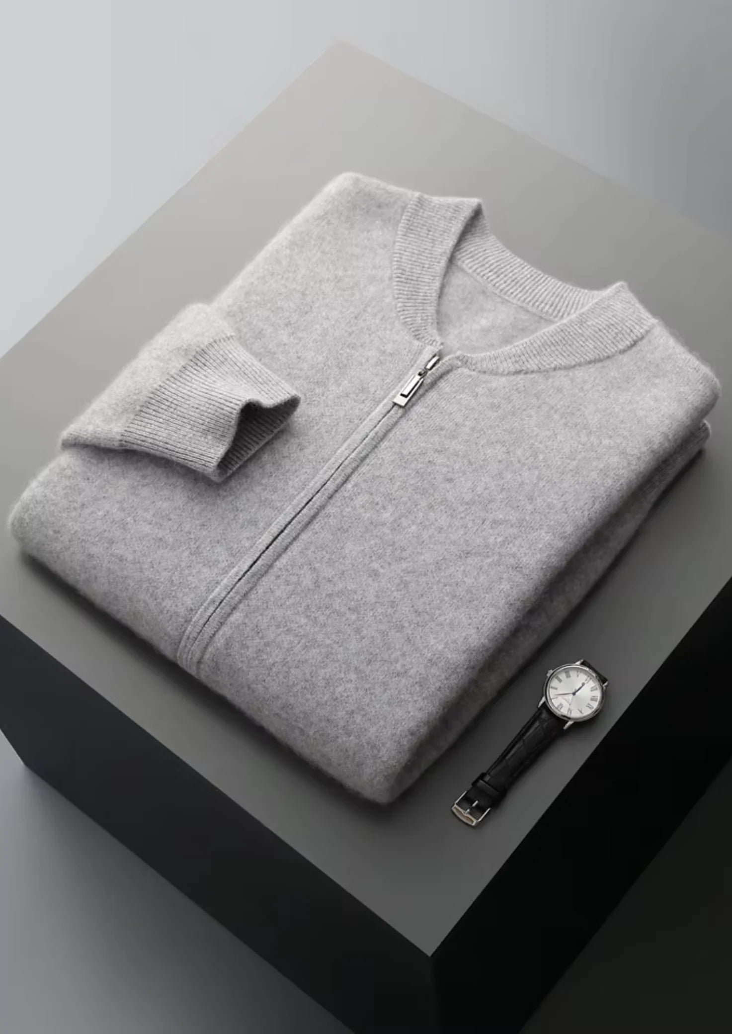 Men’s Casual Sweater – Zip-Up Design & Minimalist Everyday Layer