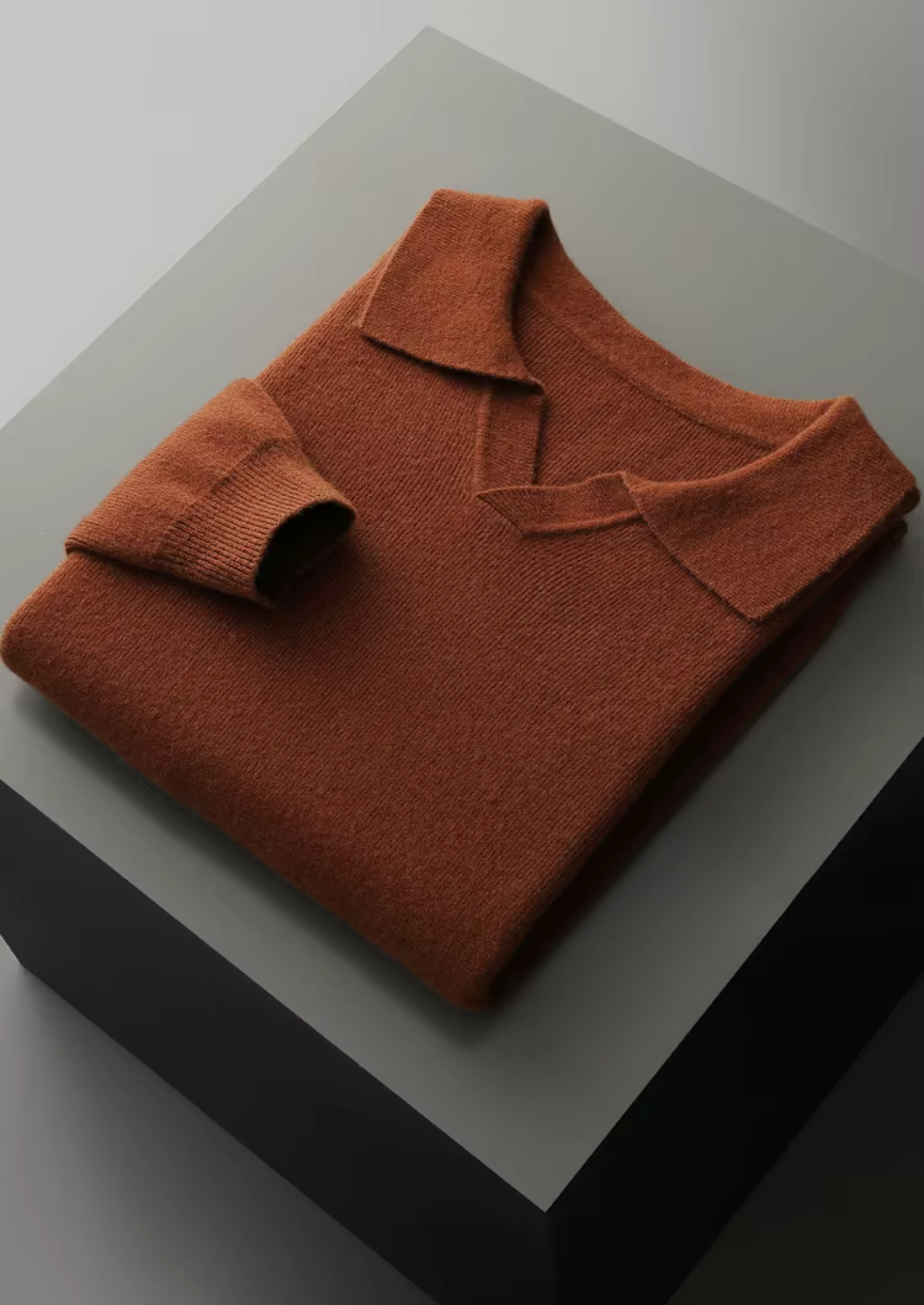 Men’s Classic Sweater – V-Neck Collar & Refined Knit Design