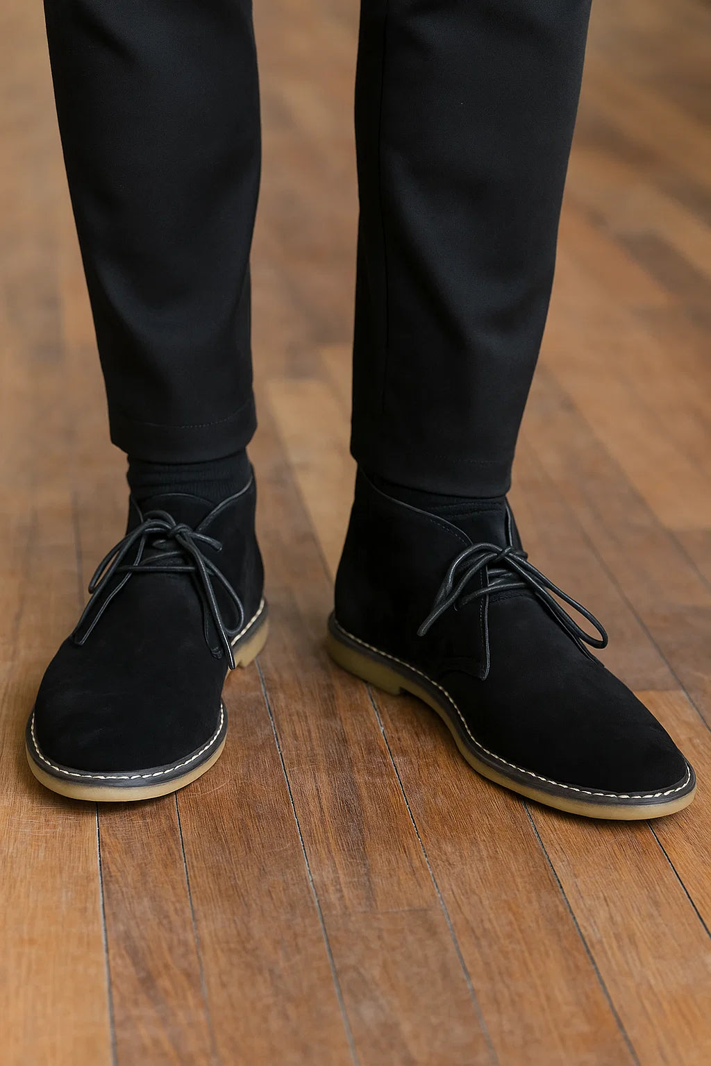 Classic Men’s Desert Boots – Suede Black