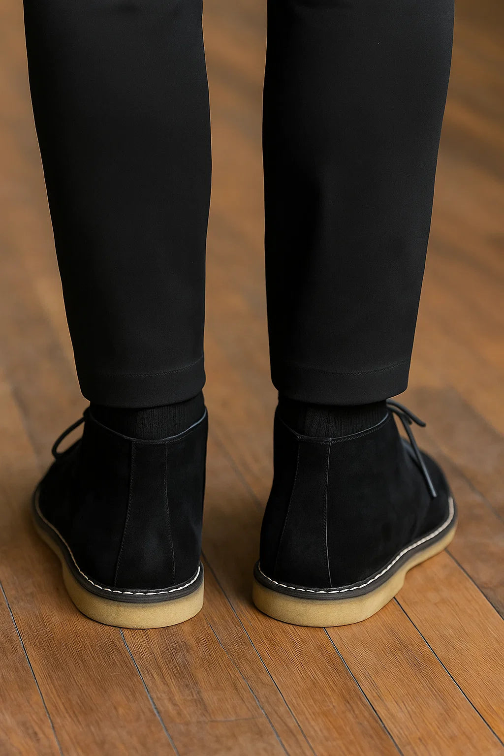 Classic Men’s Desert Boots – Suede Black